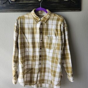 Universal Thread Yellow Plaid Button-Down Shirt